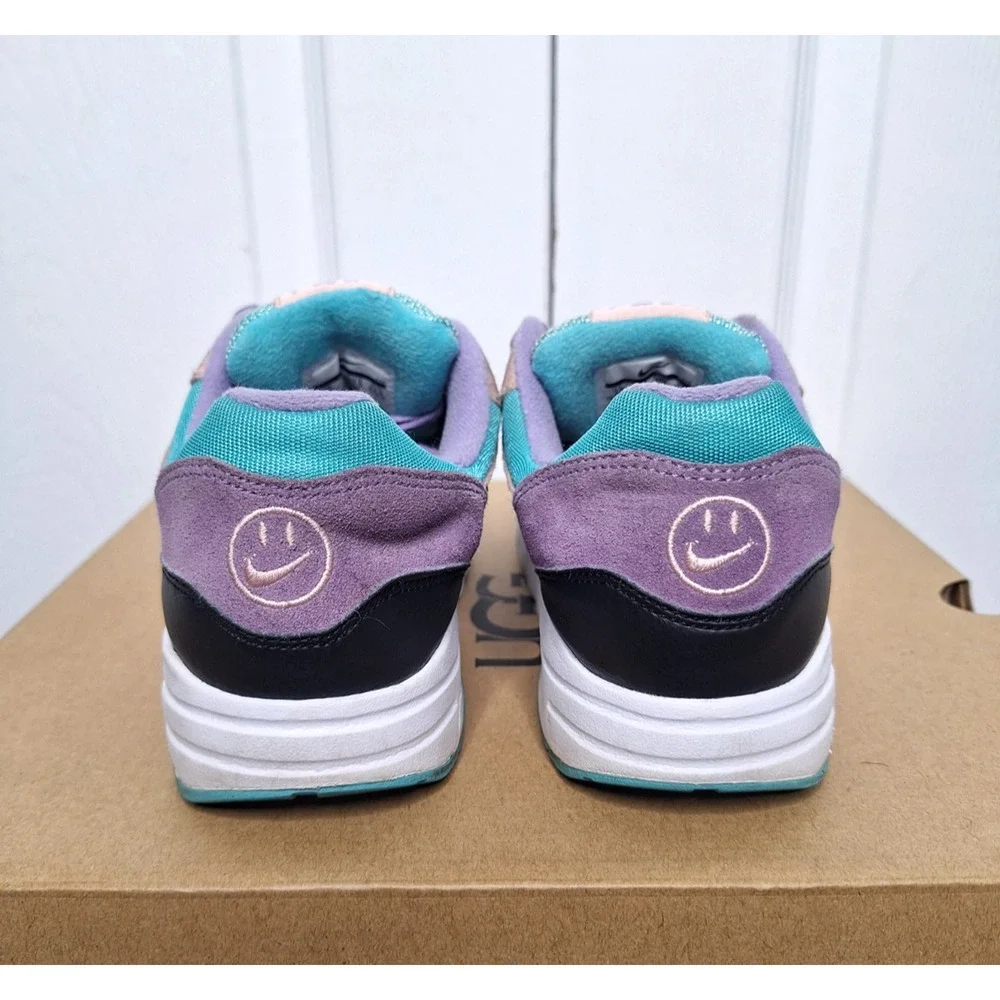 Nike Air Max 1 Have A Nike Day AT813-001 size 5Y sz 6.5 Women's